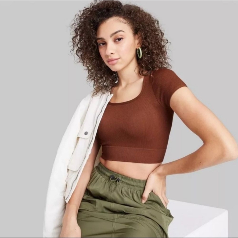 Wild Fable Ribbed Knit Crop Top in Burnt Umber Brown Sz M NWT